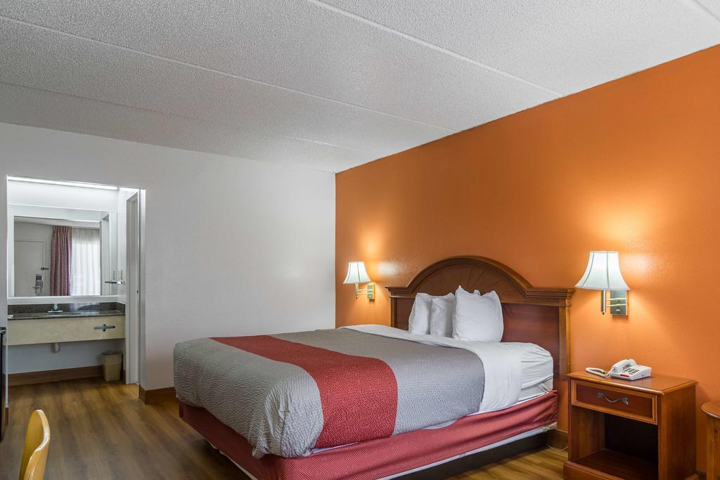 Motel 6 Waycross Esterno foto
